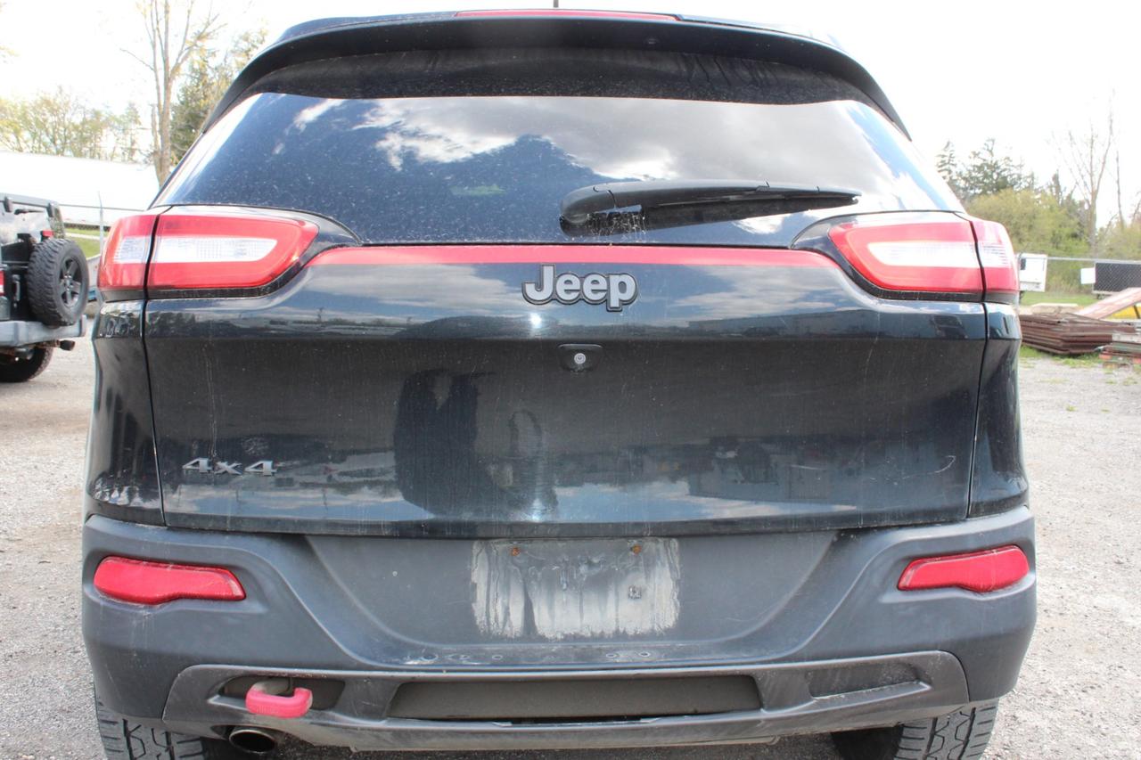 2015 Jeep Cherokee Trailhawk Photo