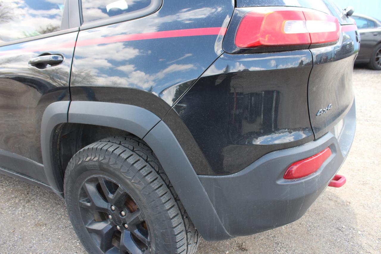 2015 Jeep Cherokee Trailhawk Photo