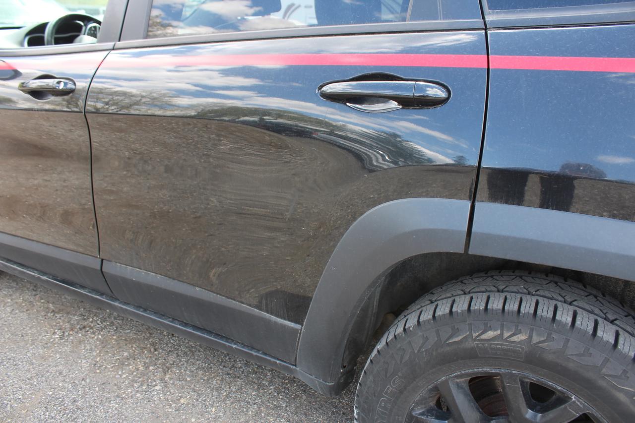 2015 Jeep Cherokee Trailhawk Photo