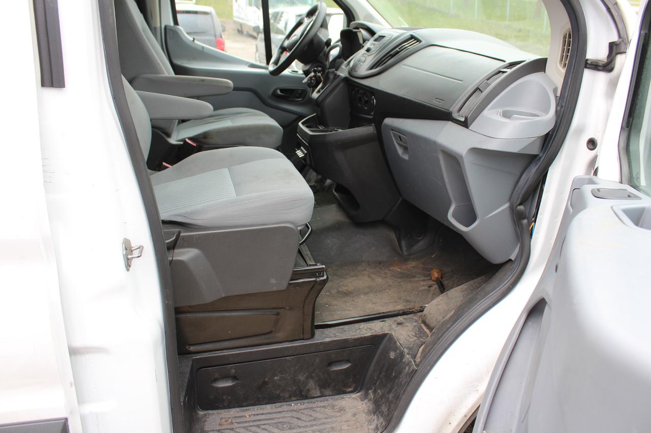 2018 Ford Transit  Photo