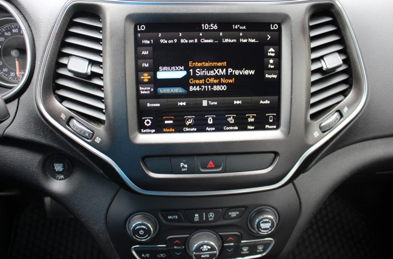 2019 Jeep Cherokee Trailhawk*LowK*4x4*Heated Leather*CarPlay*Rear Cam Photo