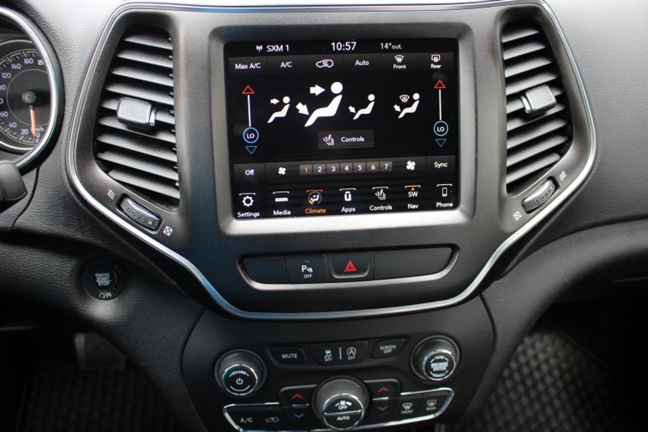 2019 Jeep Cherokee Trailhawk*LowK*4x4*Heated Leather*CarPlay*Rear Cam Photo
