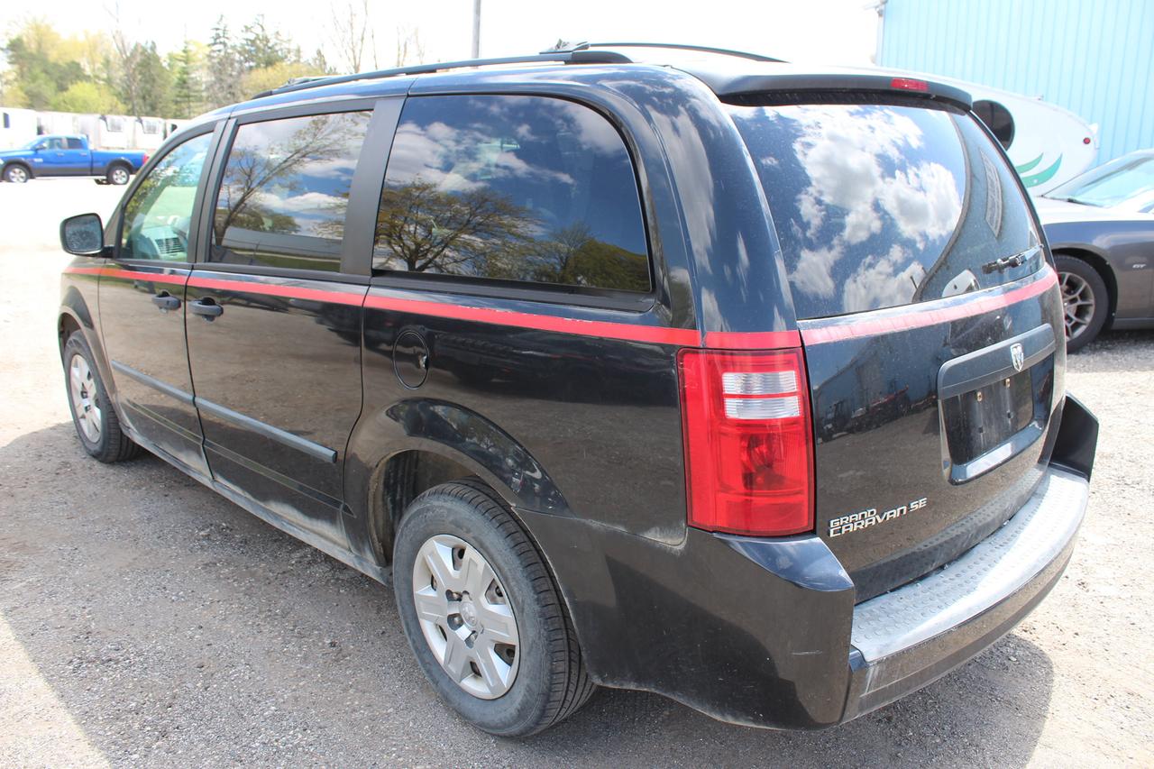 2008 Dodge Grand Caravan SE Photo
