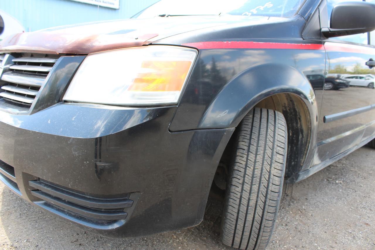 2008 Dodge Grand Caravan SE Photo