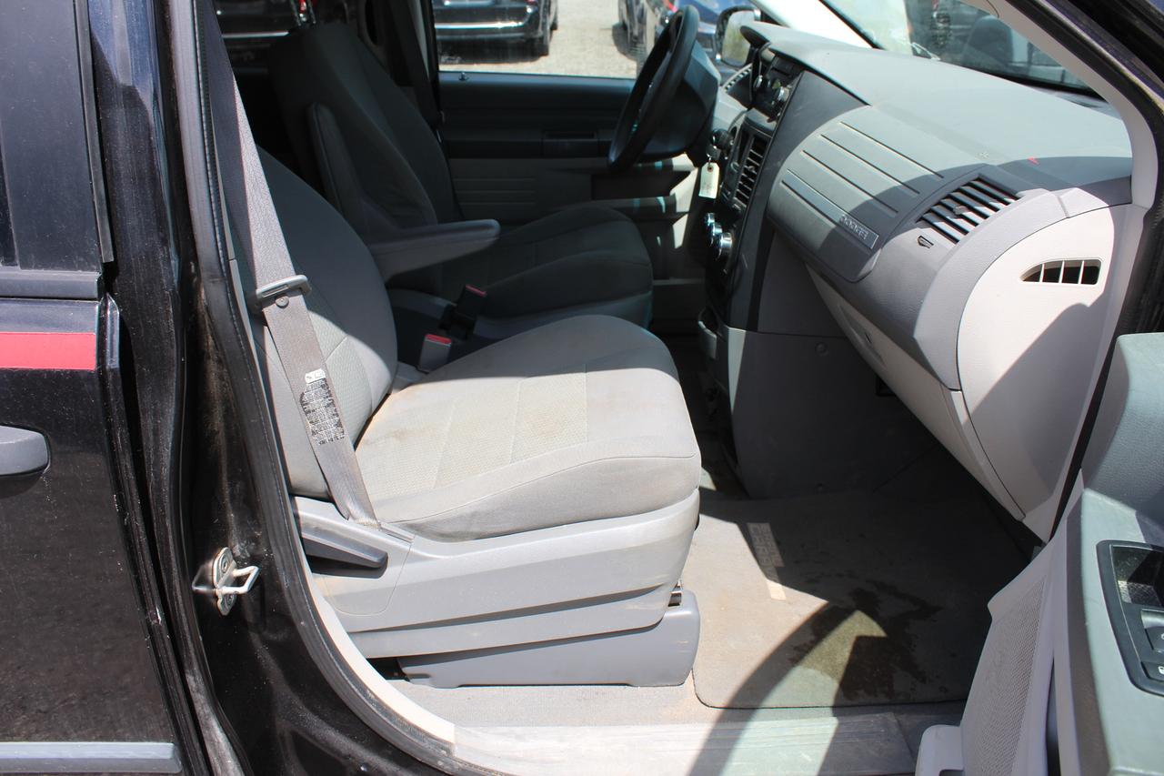 2008 Dodge Grand Caravan SE Photo