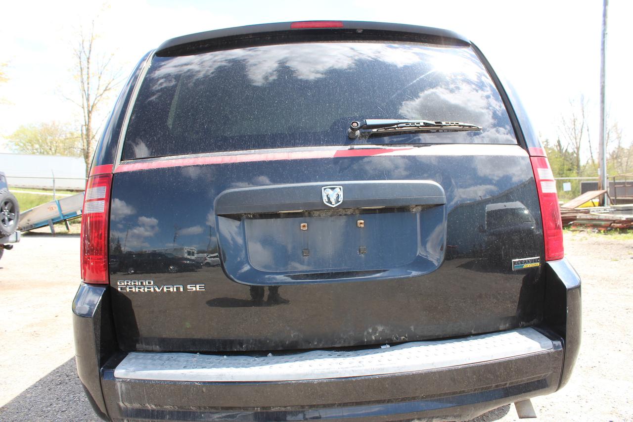 2008 Dodge Grand Caravan SE Photo