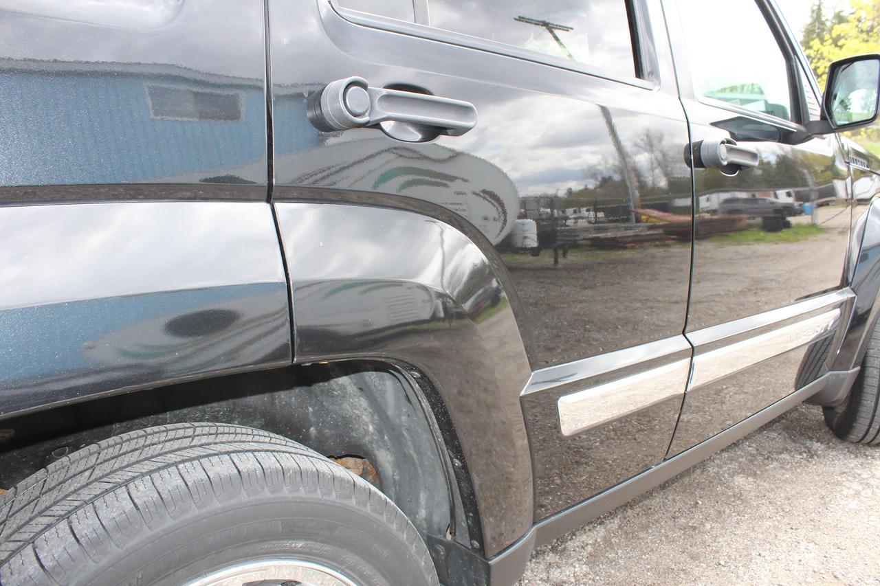 2010 Jeep Liberty Limited Edition Photo