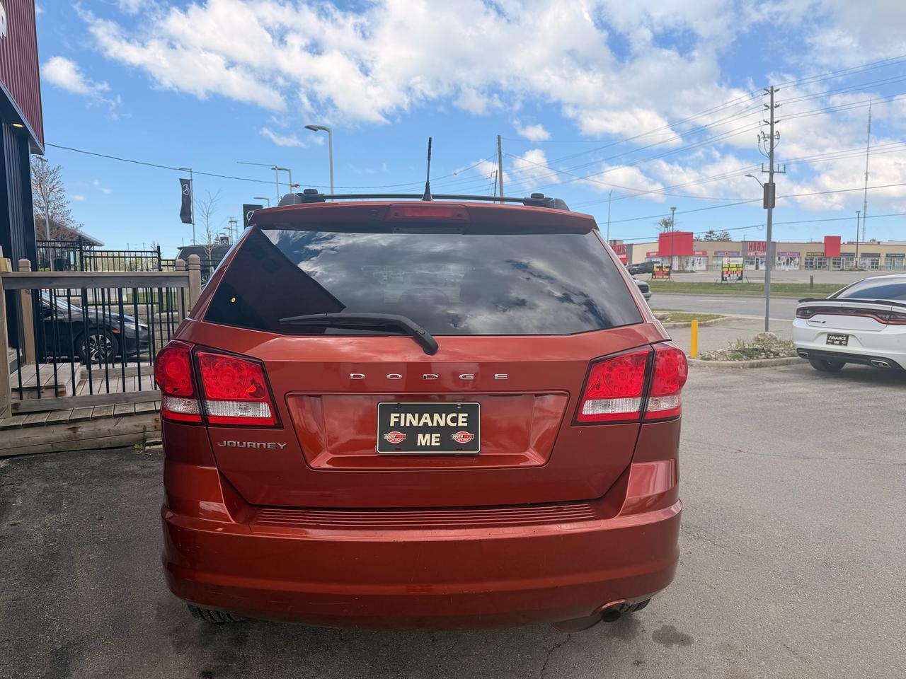 2012 Dodge Journey SE Plus Photo
