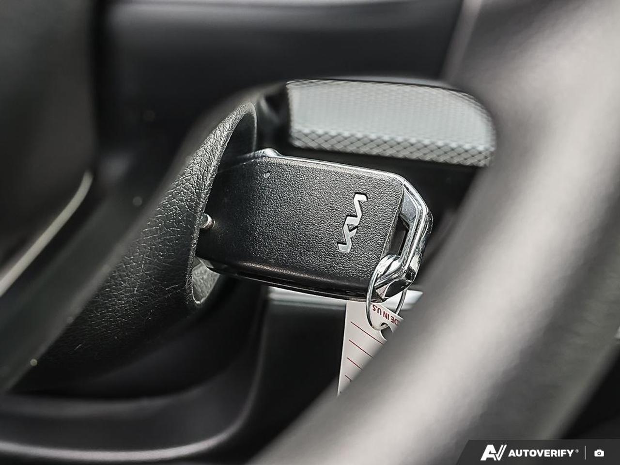 2024 Kia Sportage LX AWD, R/V CAM, LKA, FCA, H/SEATS Photo
