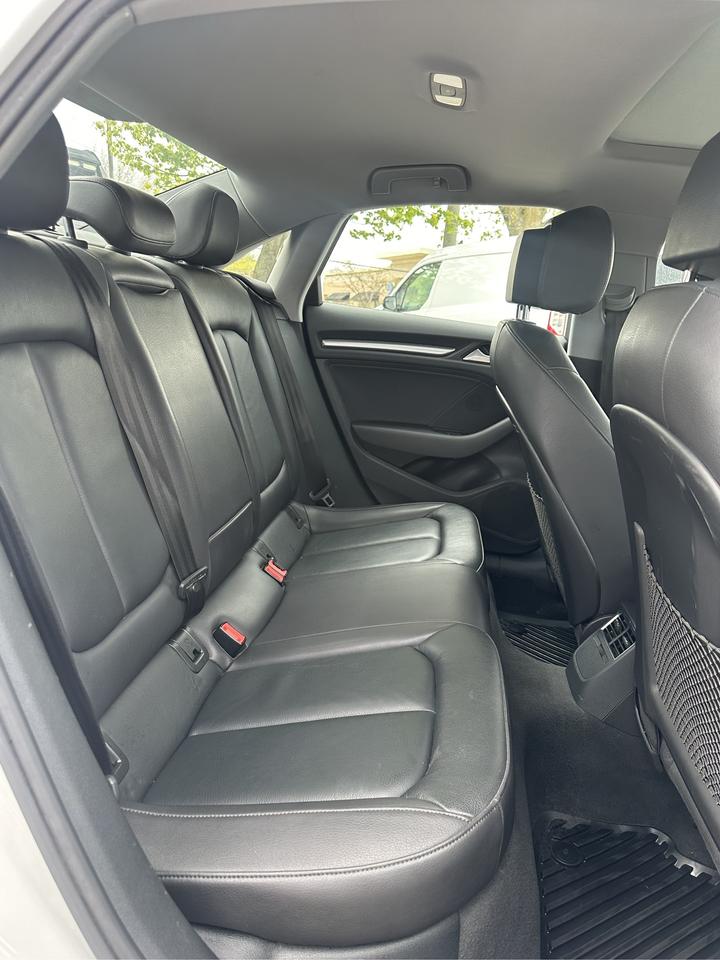 2017 Audi A3 2.0T Komfort Photo