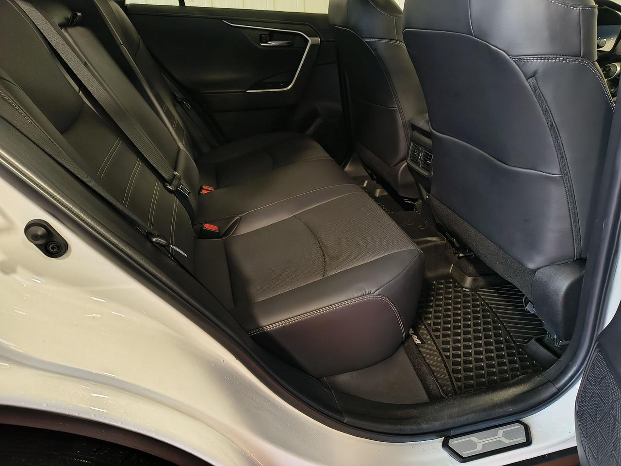 2023 Toyota RAV4 LIMITED  Photo