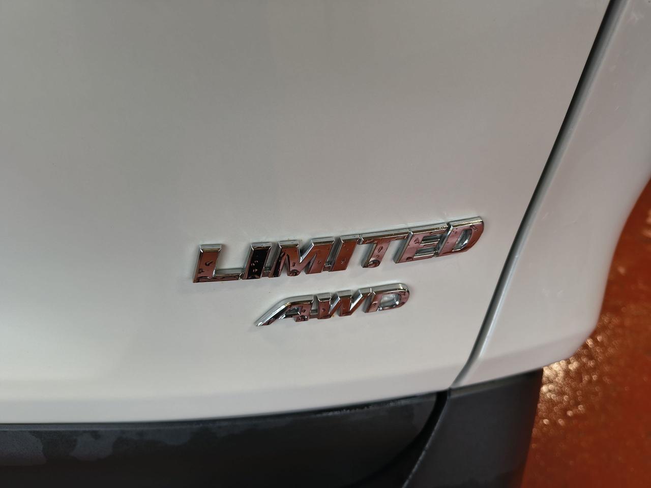 2023 Toyota RAV4 LIMITED  Photo