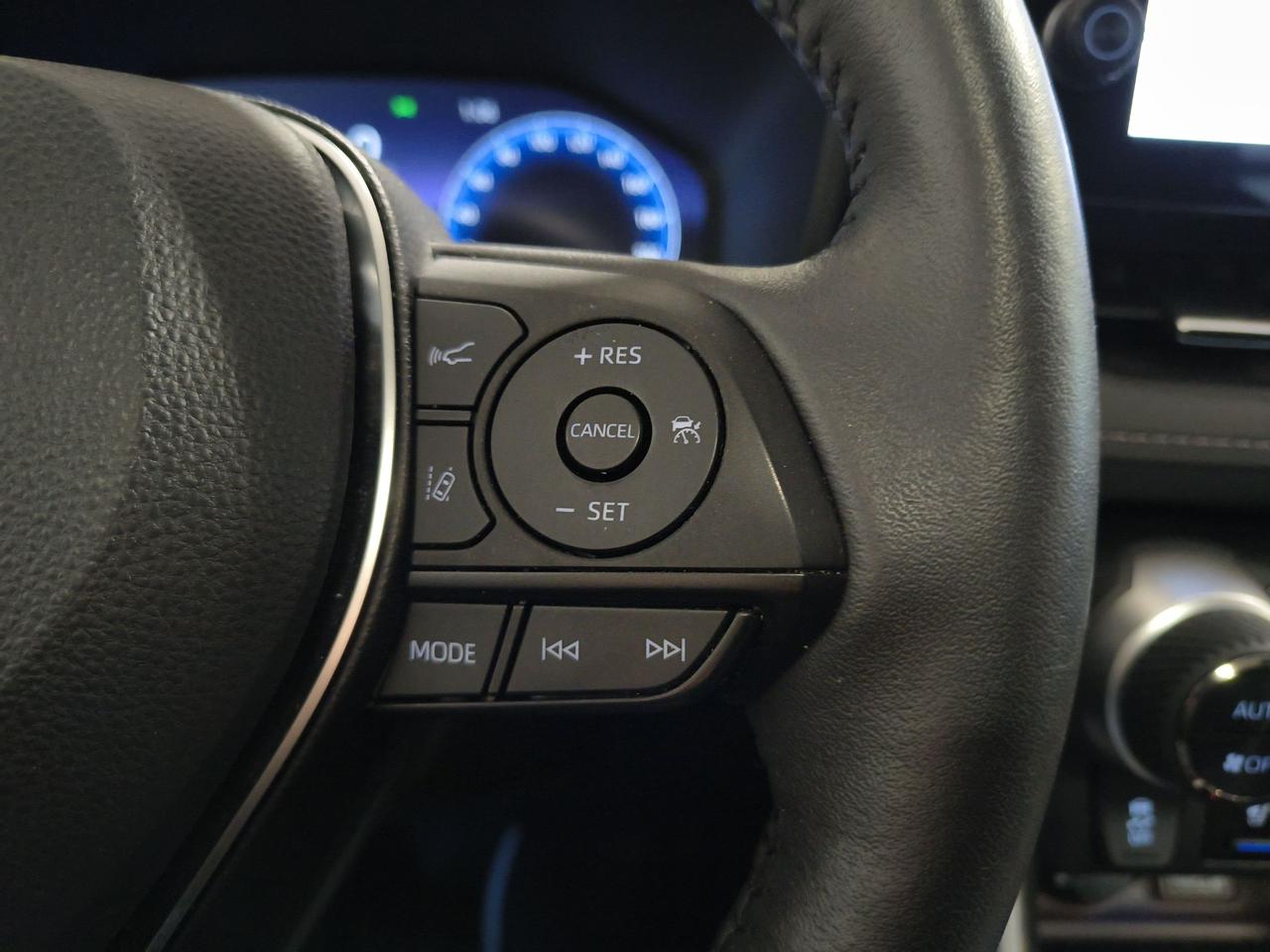 2023 Toyota RAV4 LIMITED  Photo0