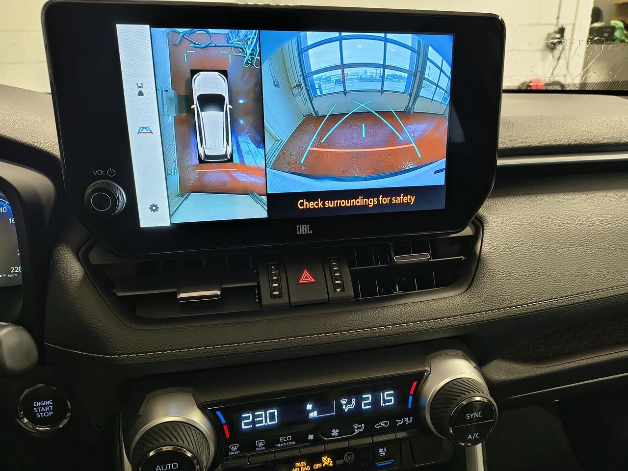 2023 Toyota RAV4 LIMITED  Photo0