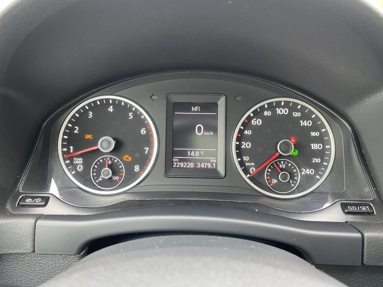 2016 Volkswagen Tiguan Automatic/4Cylinder/PanoRoof/Navi/Backup Cam Photo