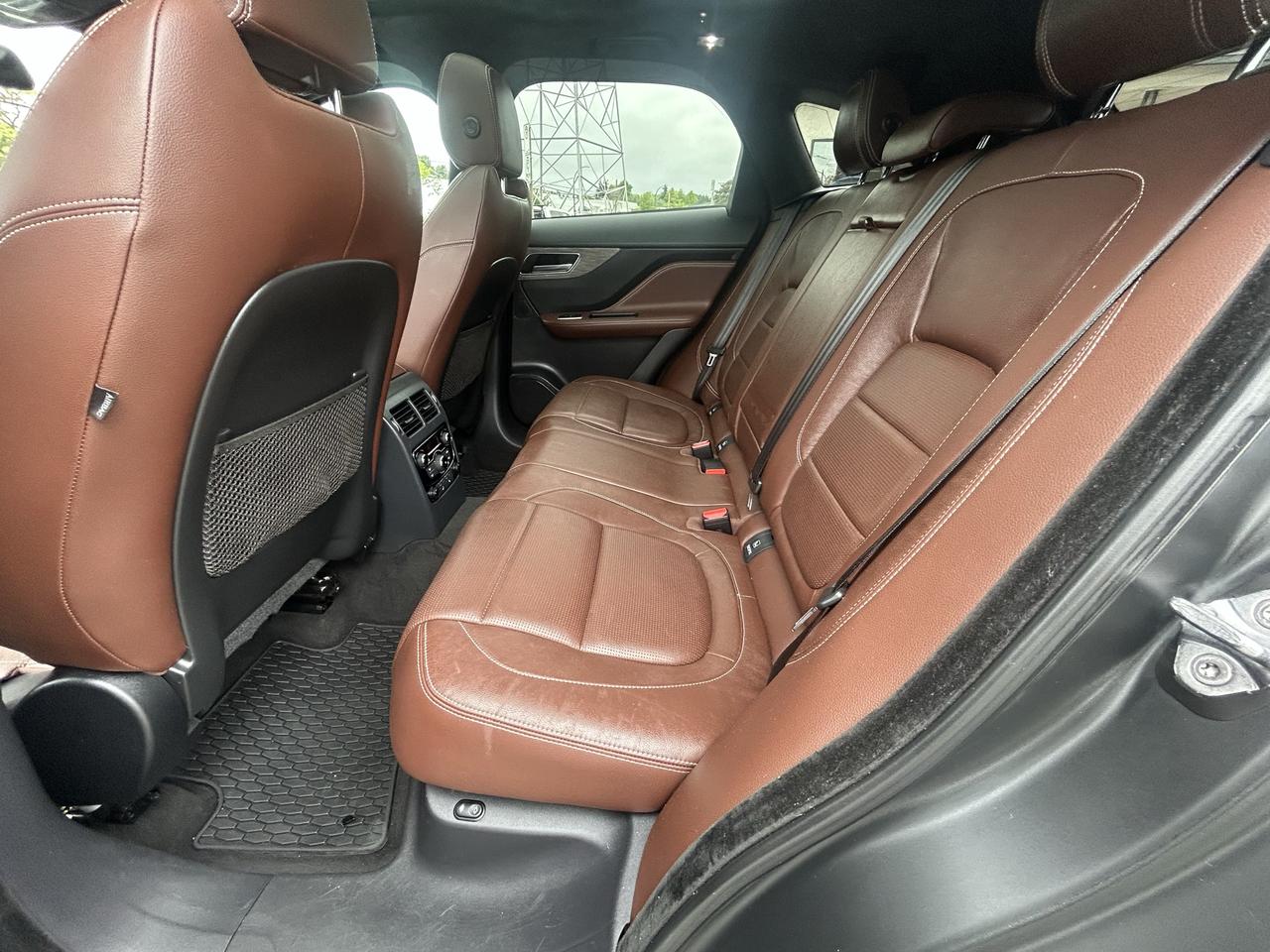 2017 Jaguar F-Pace S - Photo 28