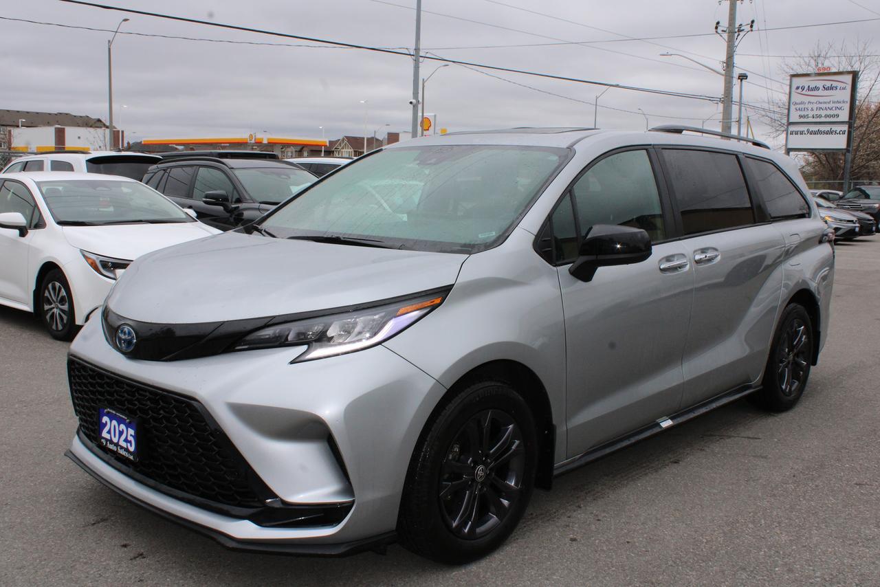 2025 Toyota Sienna XSE Photo