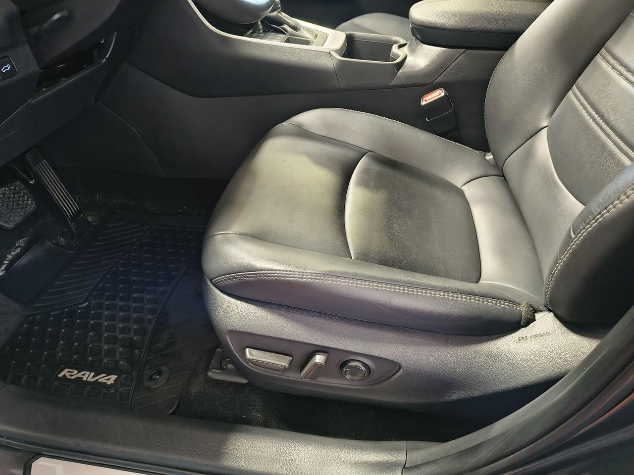 2024 Toyota RAV4 XLE Photo