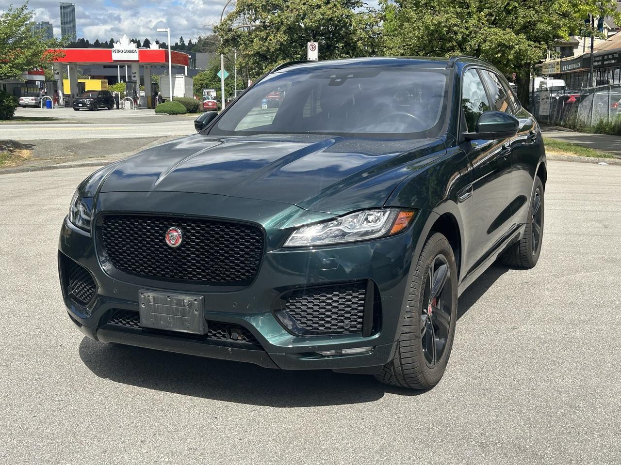 2017 Jaguar F-PACE AWD 4dr S - Photo #1