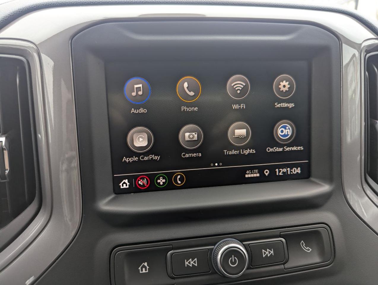 2021 Chevrolet Silverado 1500 4WD Crew Cab 147" Custom WITH POWER DOWN TAILGATE! Photo