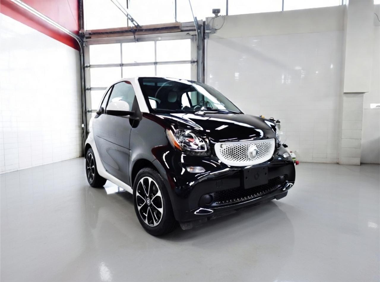2016 Smart fortwo PASSION,GLASS ROOF,NO ACCIDENT ,VERY LOW KM - Photo #1