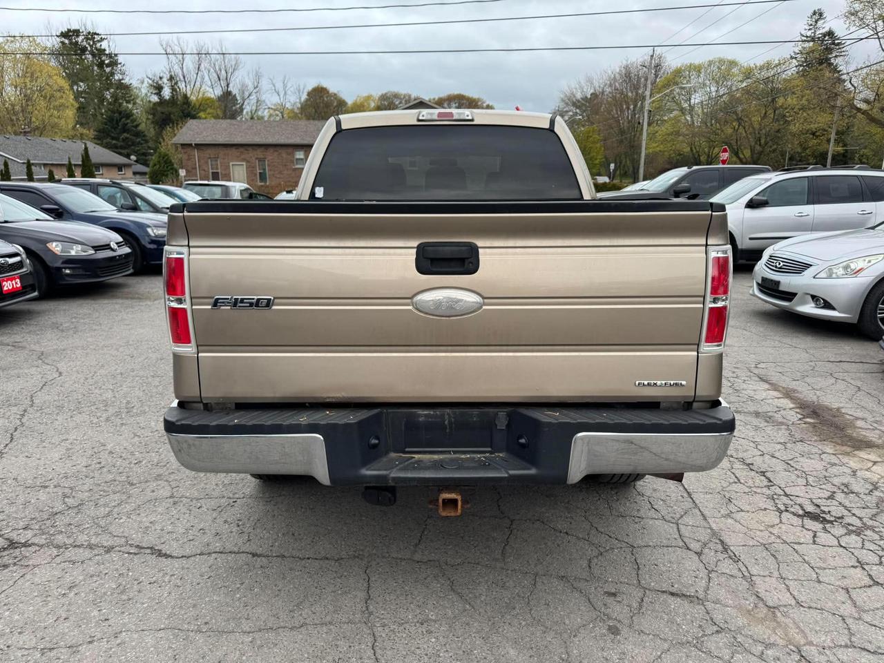 2011 Ford F-150 4WD SUPERCREW 145" XLT Photo
