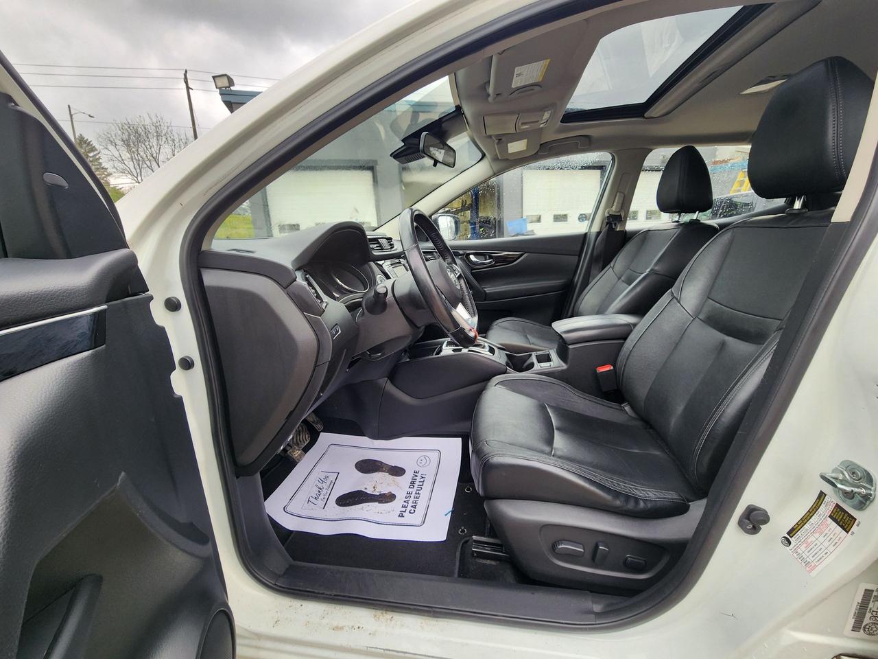 2018 Nissan Qashqai SL l Fully Loaded l Low KM l Clean CarFax Photo