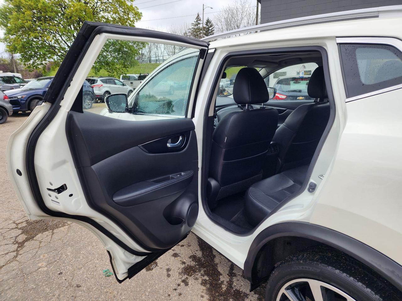 2018 Nissan Qashqai SL l Fully Loaded l Low KM l Clean CarFax Photo