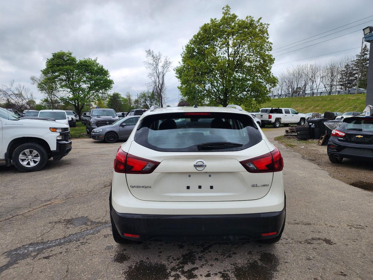 2018 Nissan Qashqai SL l Fully Loaded l Low KM l Clean CarFax Photo