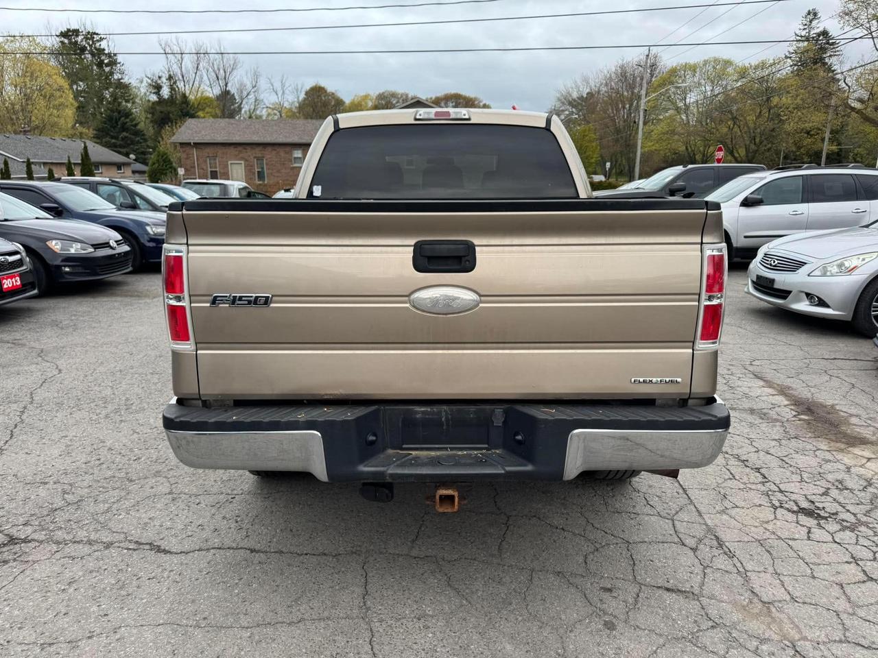 2011 Ford F-150 4WD SUPERCREW 145" XLT Photo