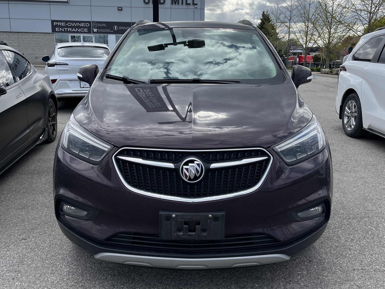 2017 Buick Encore AWD 4dr Essence Photo2