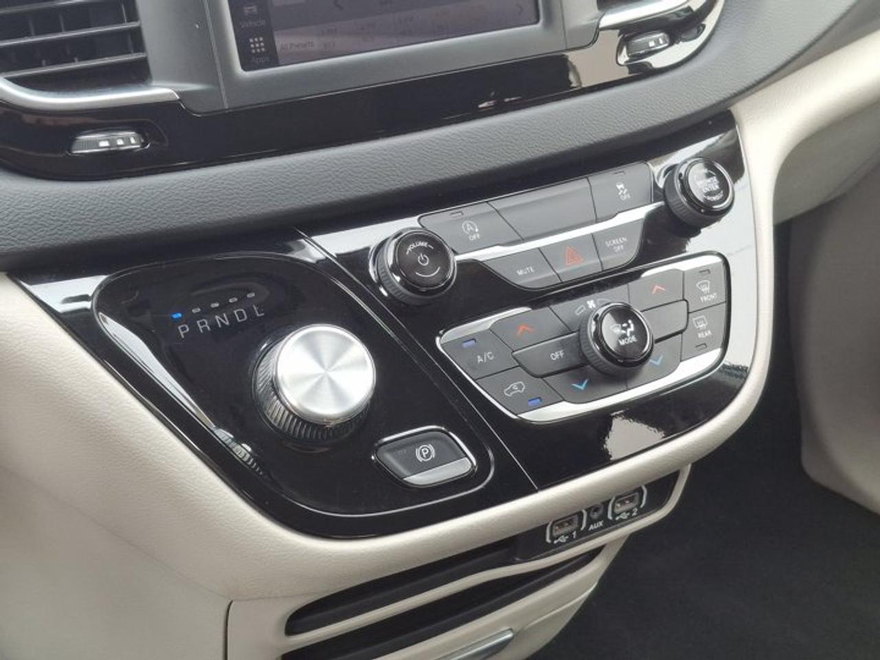 2024 Dodge Grand Caravan SXT | Heated Wheel + Seats | Power Sliding Doors + Hatch | Remote Start | CarPlay + Android and More Photo