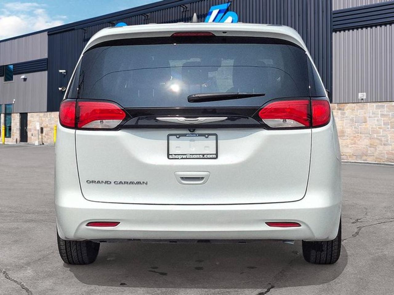 2024 Dodge Grand Caravan SXT | Heated Wheel + Seats | Power Sliding Doors + Hatch | Remote Start | CarPlay + Android and More Photo3