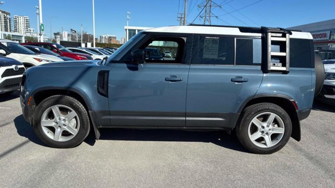 2023 Land Rover Defender SE 4WD | 3.0L | Leather | Sunroof | Nav | 360 Camera | Heated Seats | Power Seat | and More ! Photo