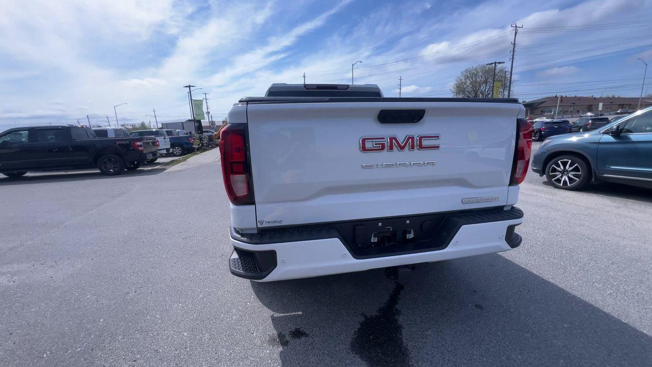 2024 GMC Sierra 1500 Elevation 4X4, REMOTE START, HEATED FRONT SEATS, CRUISE CONTROL, NAV, BACK UP CAM!! Photo