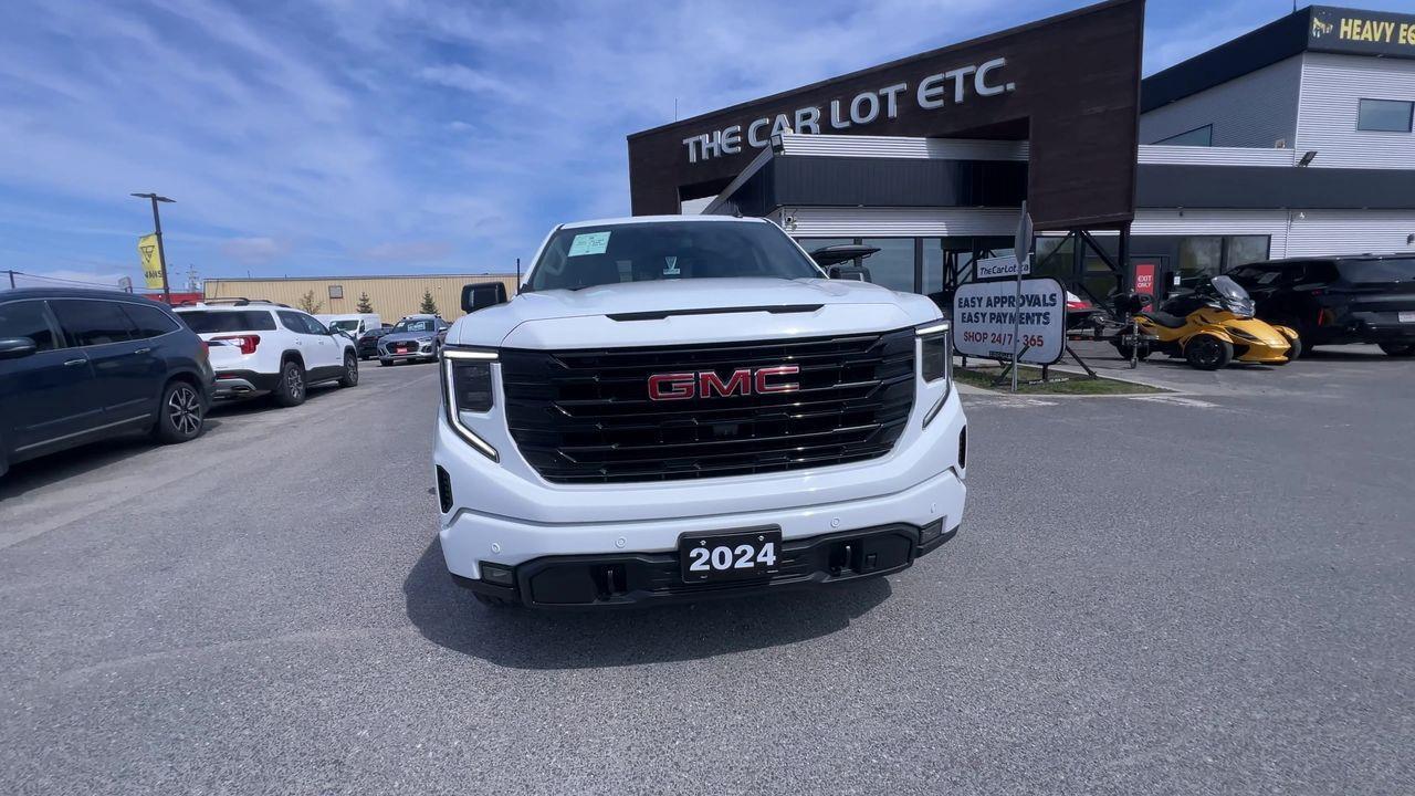 2024 GMC Sierra 1500 Elevation 4X4, REMOTE START, HEATED FRONT SEATS, CRUISE CONTROL, NAV, BACK UP CAM!! Photo