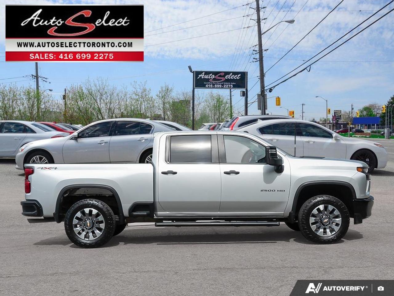 2022 Chevrolet Silverado 2500 HD Custom **6.6L V8** 4x4 - Apple Carplay - Clean Carfax Photo2