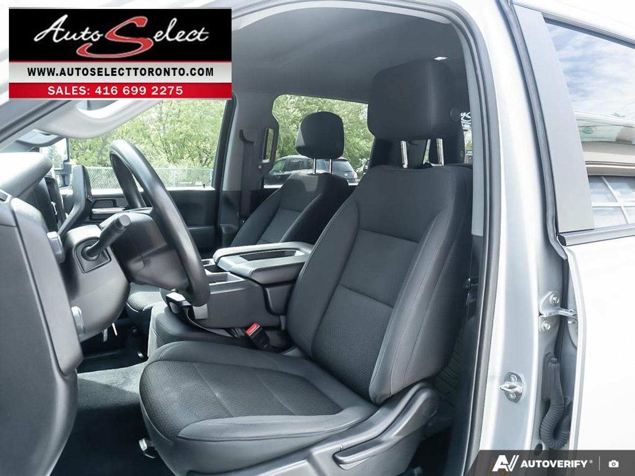 2022 Chevrolet Silverado 2500 HD Custom **6.6L V8** 4x4 - Apple Carplay - Clean Carfax Photo