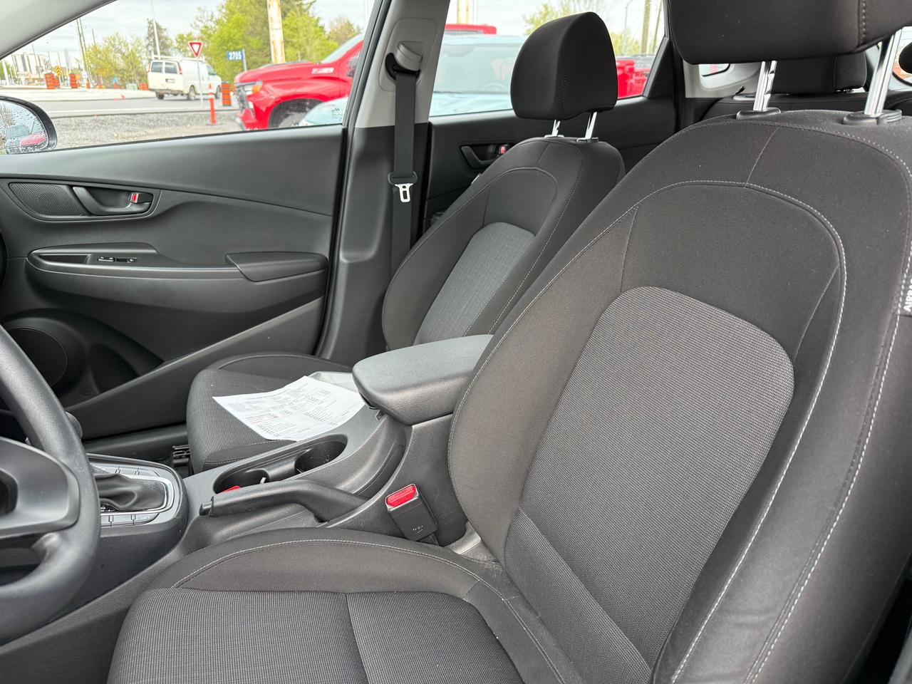 2023 Hyundai KONA 2.0L Essential Heated Seats! CarPlay! Photo