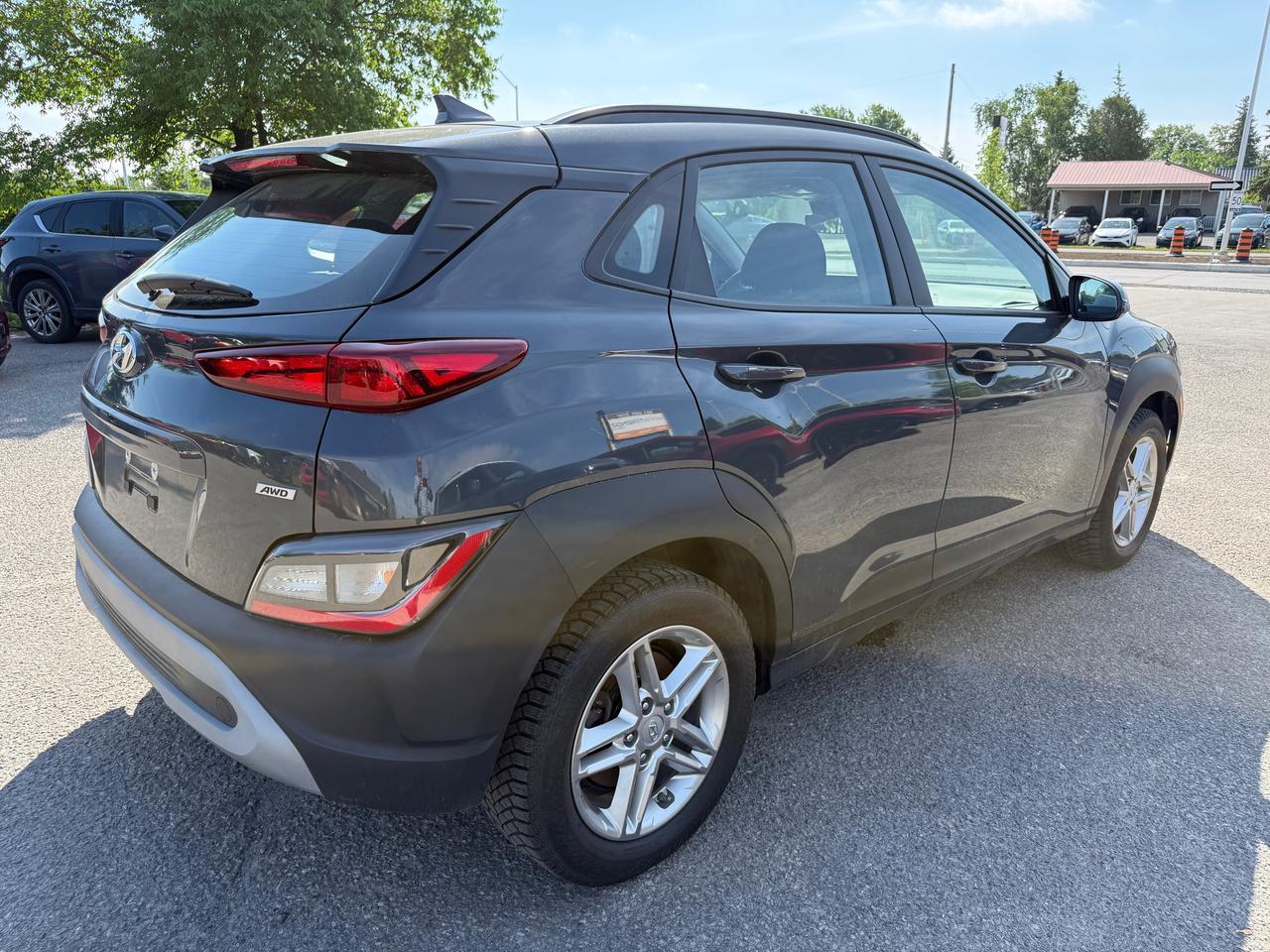 2023 Hyundai KONA 2.0L Essential Heated Seats! CarPlay! Photo