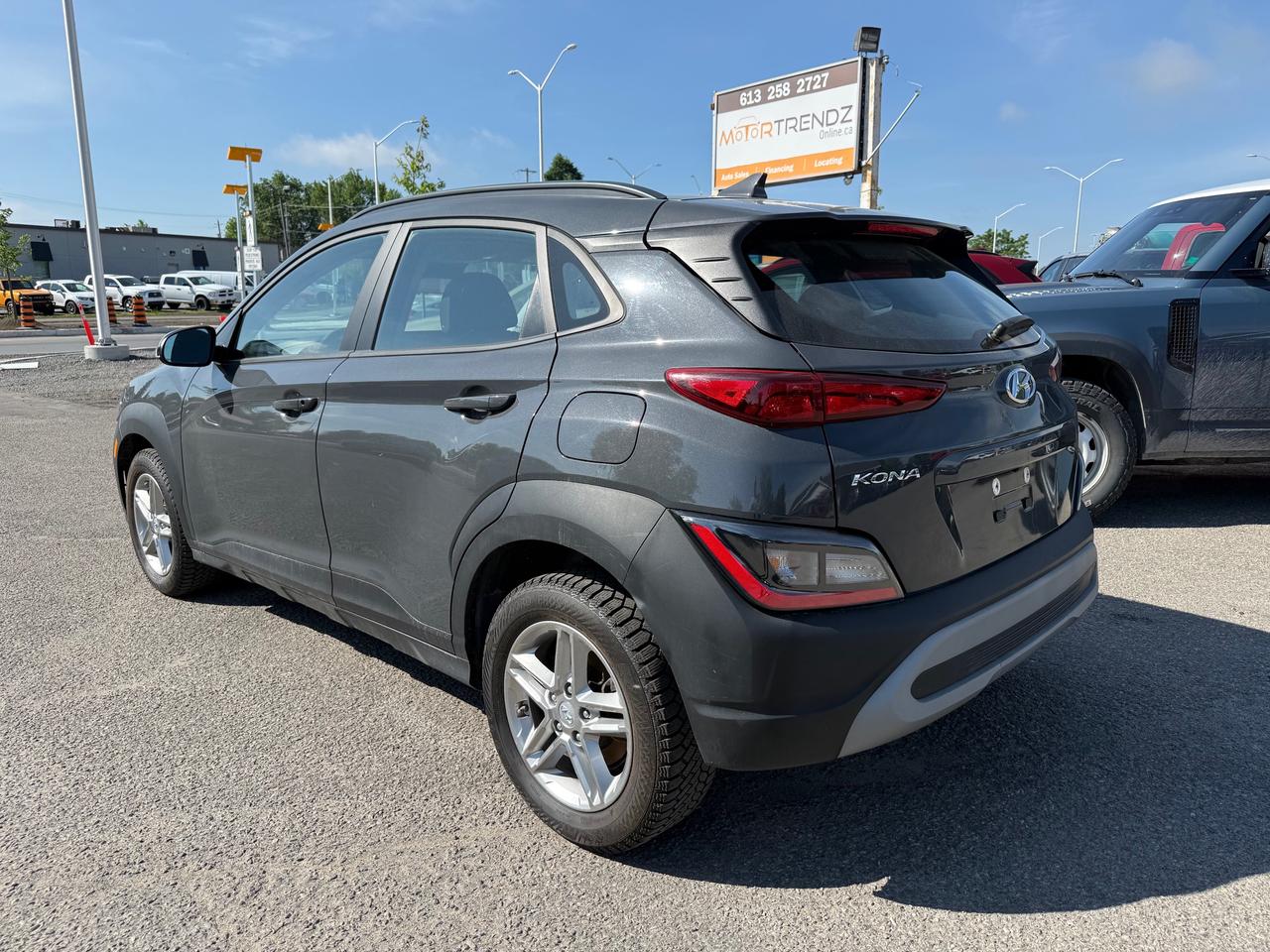 2023 Hyundai KONA 2.0L Essential Heated Seats! CarPlay! Photo