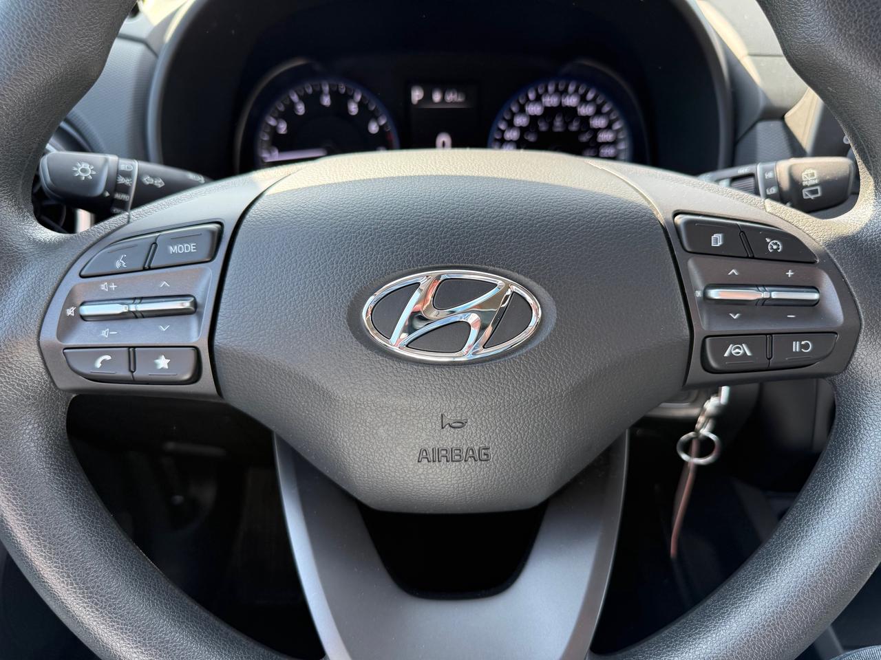 2023 Hyundai KONA 2.0L Essential Heated Seats! CarPlay! Photo