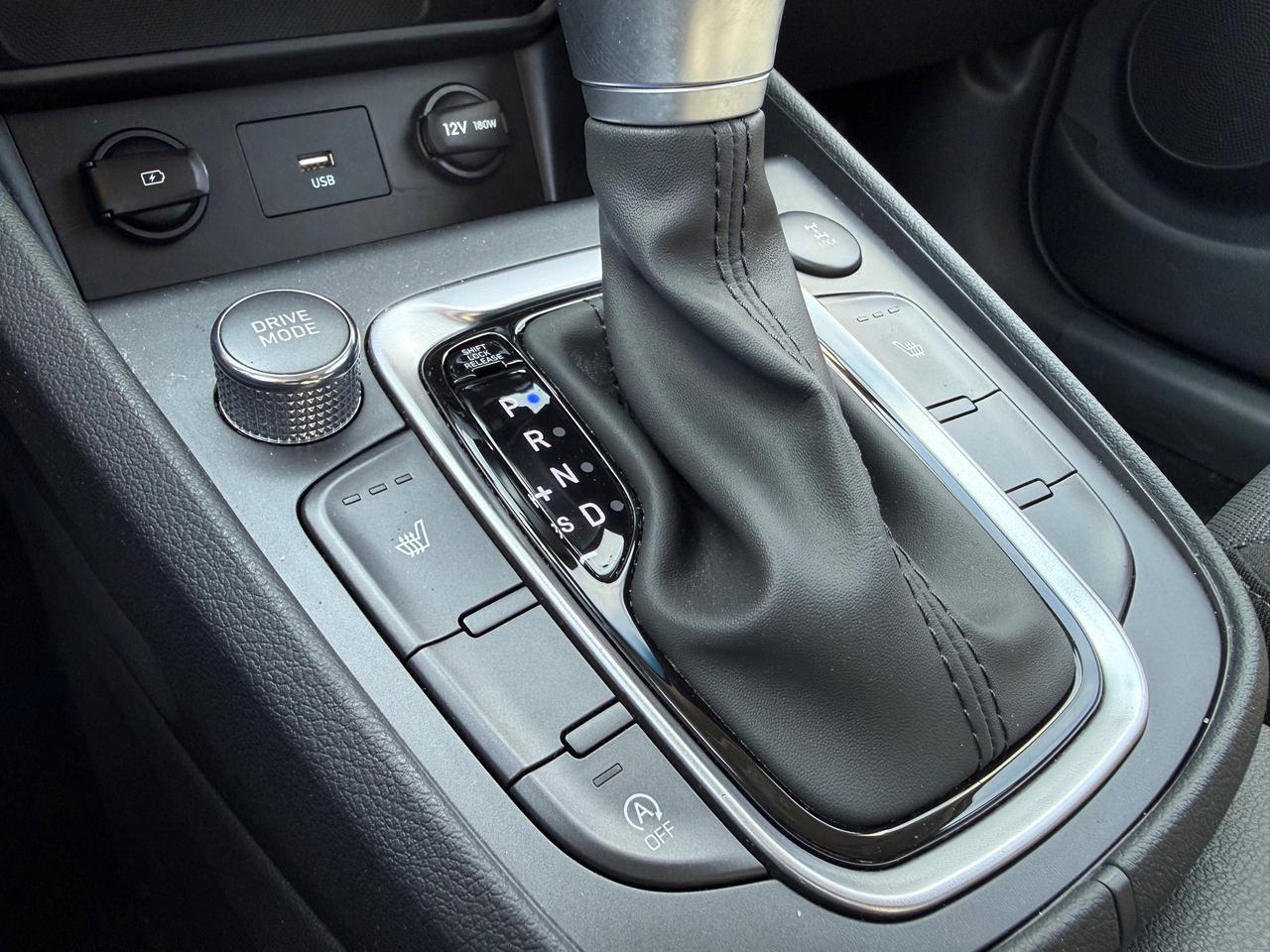 2023 Hyundai KONA 2.0L Essential Heated Seats! CarPlay! Photo