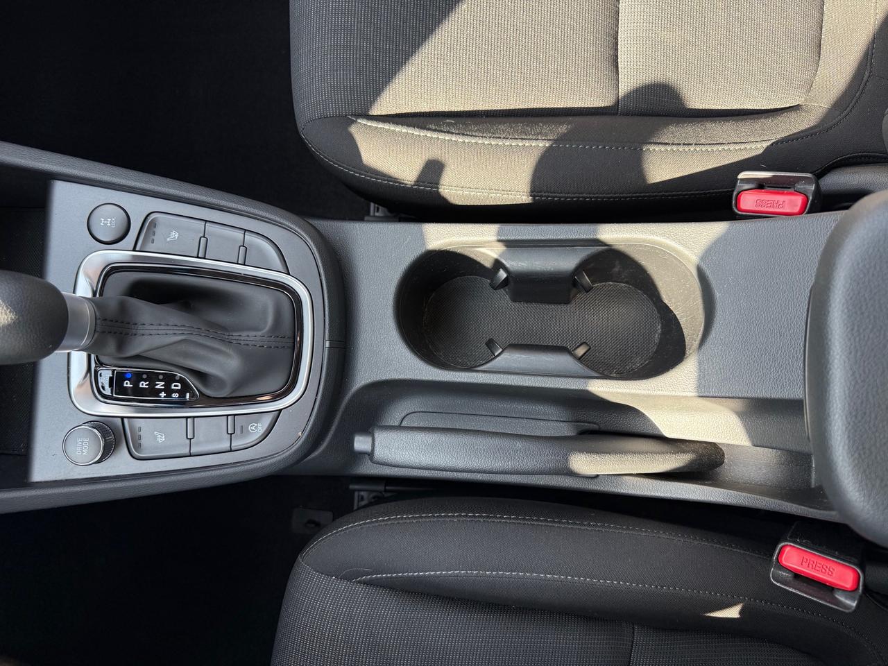 2023 Hyundai KONA 2.0L Essential Heated Seats! CarPlay! Photo