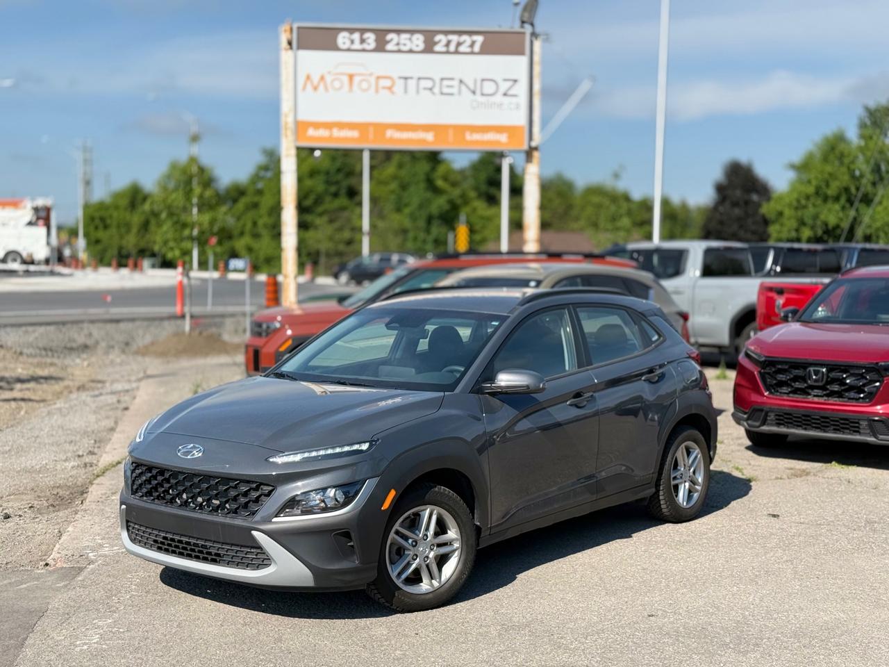 2023 Hyundai KONA 2.0L Essential Heated Seats! CarPlay! Photo