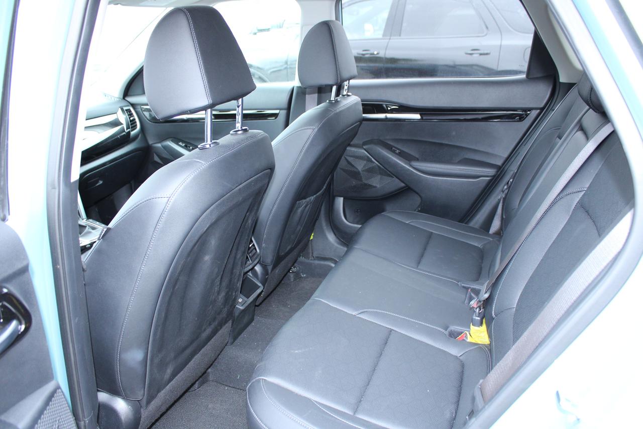 2025 Kia Seltos EX AWD Photo