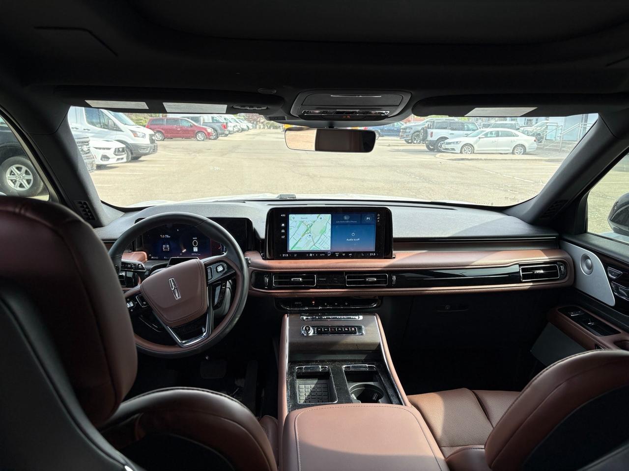 2025 Lincoln Aviator Reserve 201A|HEATED/VENT STS|DYNAMIC HANDLING PK|1 OWNER|N Photo