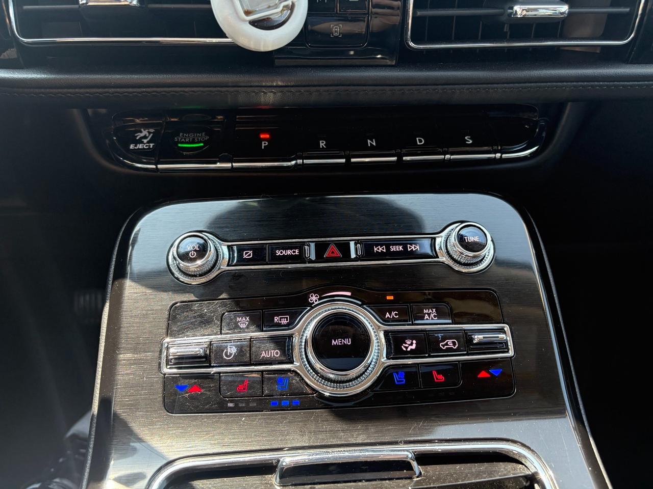 2022 Lincoln Nautilus Reserve HEATED/VENT CAPTAIN SEATS|201A|2.7L V6 Photo