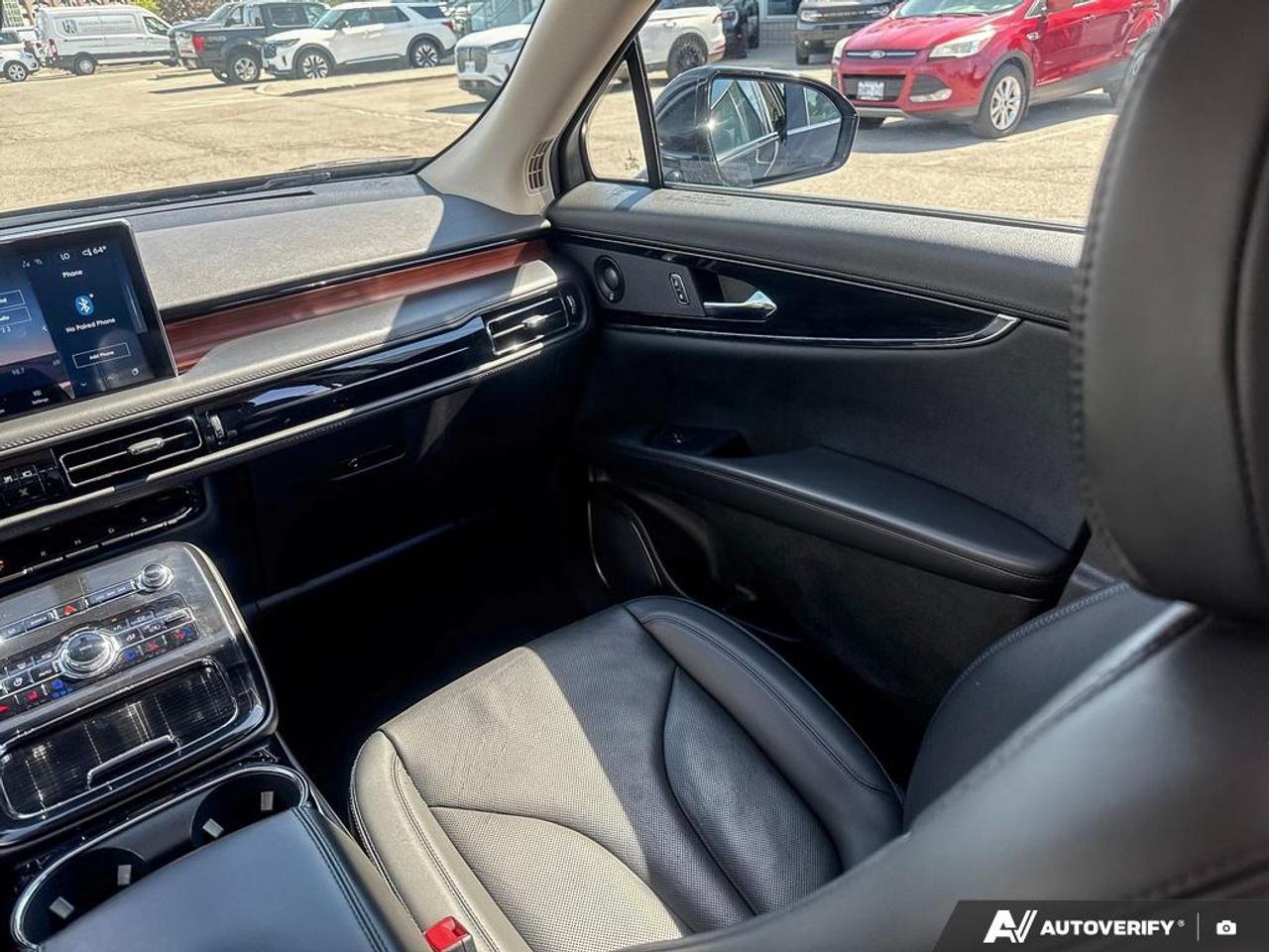 2022 Lincoln Nautilus Reserve HEATED/VENT CAPTAIN SEATS|201A|2.7L V6 Photo
