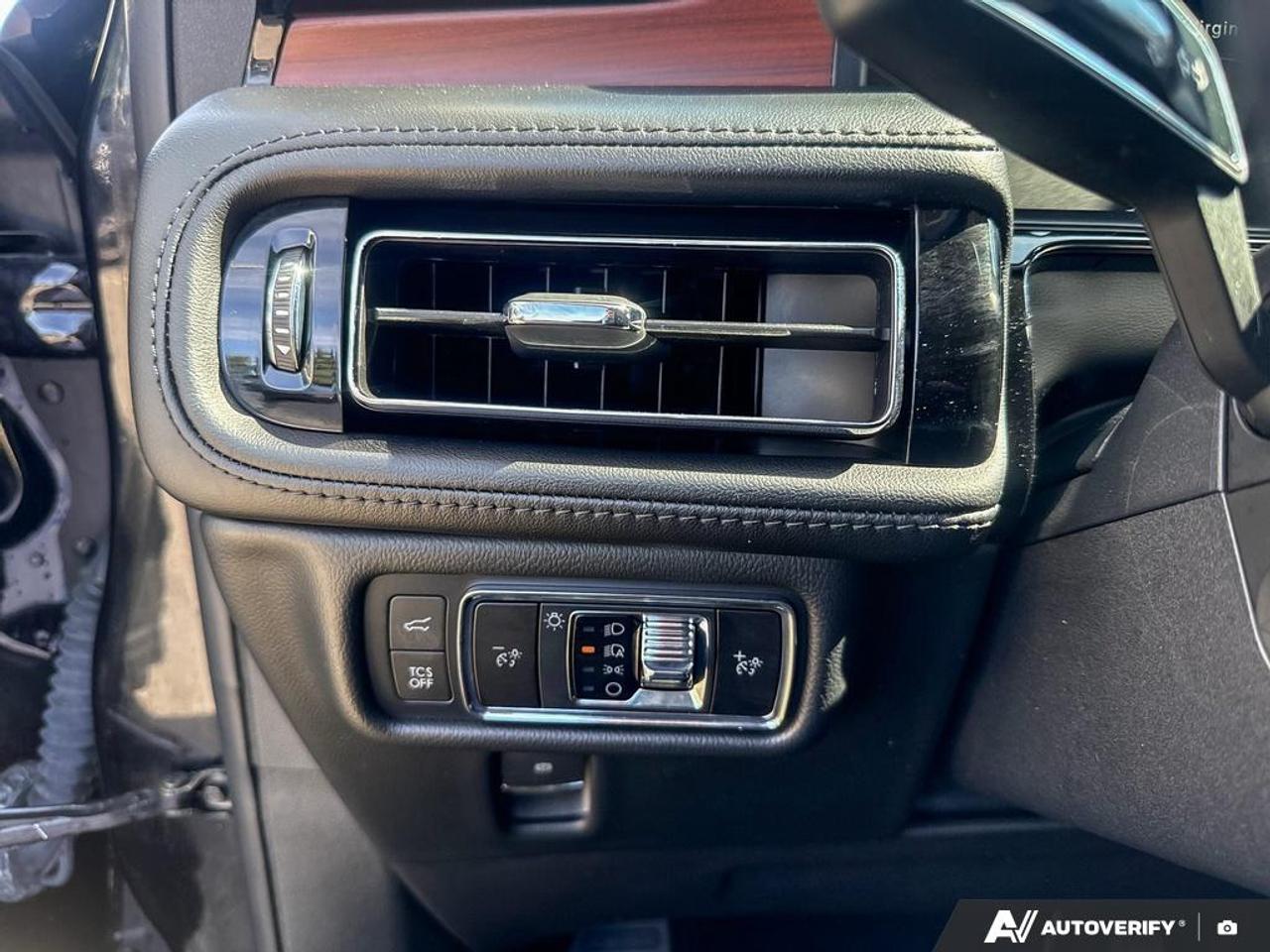 2022 Lincoln Nautilus Reserve HEATED/VENT CAPTAIN SEATS|201A|2.7L V6 Photo